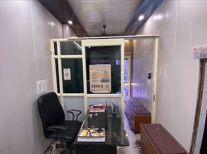 Reception waiting room at Panwar Dental Clinic
